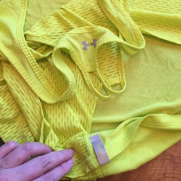 NEON UNDER Armour Tank “I Will” - Picture 6 of 8